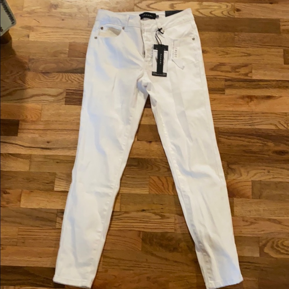Tahari Tummy Tuck Slimming White Jeans